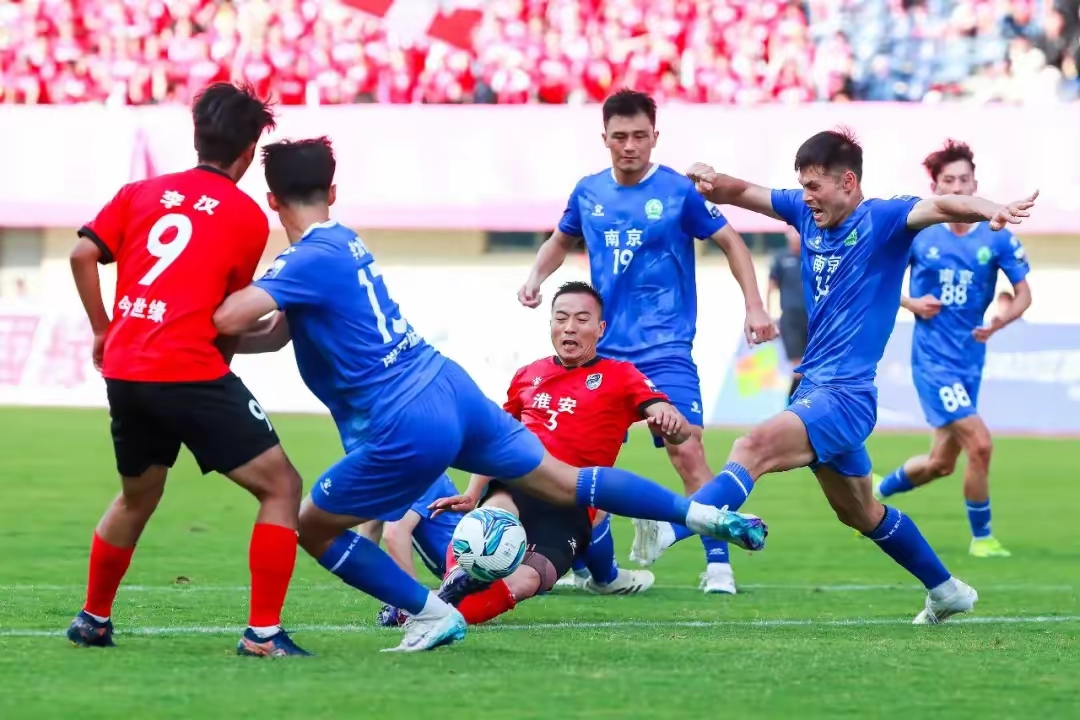 九游娱乐APP-赛地聚焦——中超加时末段热度飙升,里昂刷新队史纪录,态度坚定,赛季目标并未改变的简单介绍